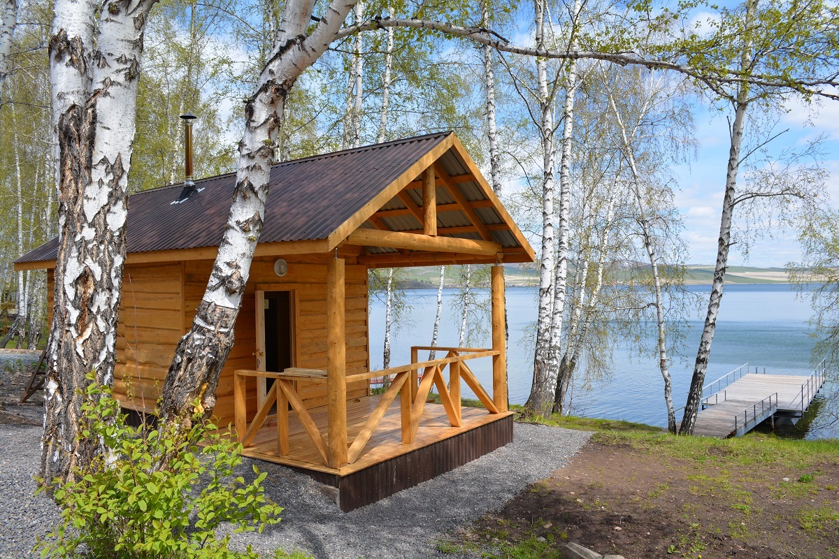 Деревянные домики для базы отдыха